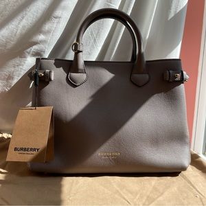 Burberry Medium Banner Bag in Leather and House Check